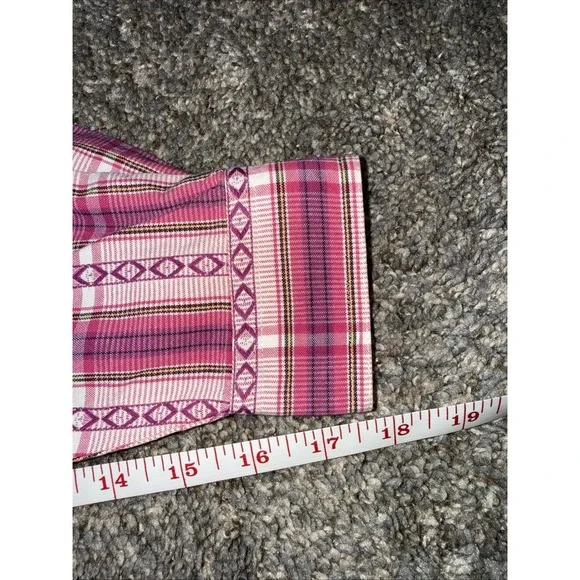 Lee Women's Size M Shirt Pink Button-Down - Picture 4 of 6